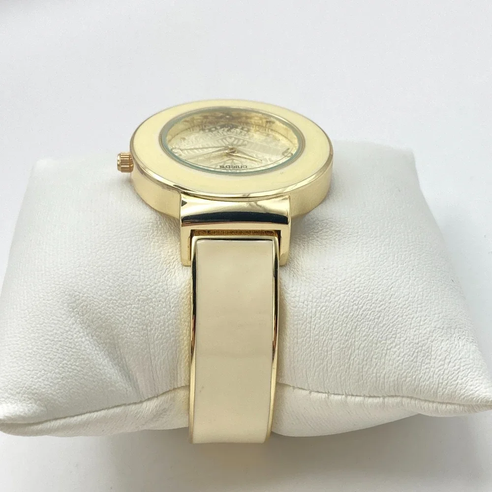 Chico's Womens Watch 35mm Gold Tone Cuff Cream Inlay Geometric New Battery 6.25